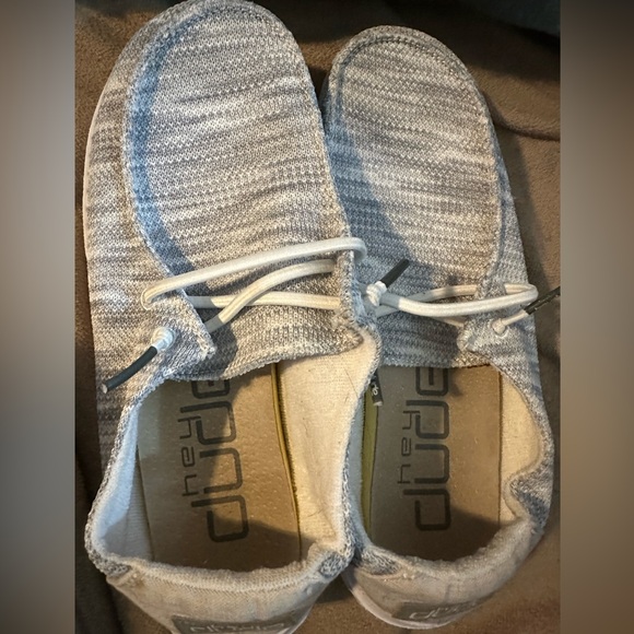 Women’s Hey Dude shoes - Picture 2 of 4